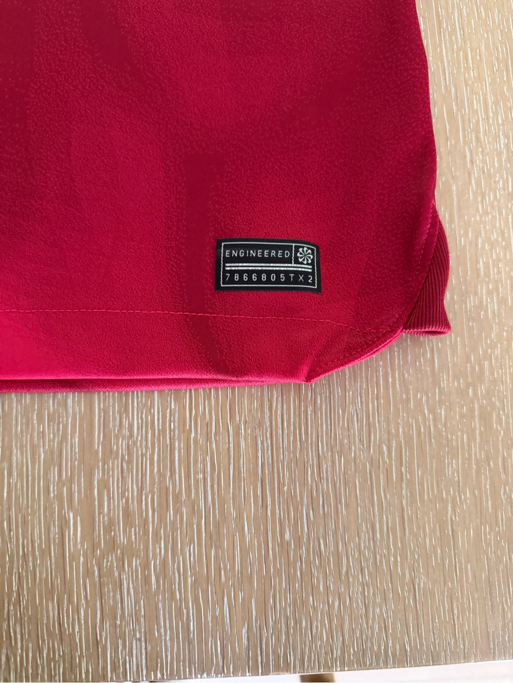 Official Nike Red USA Long-Sleeve Soccer Jersey - Picture 4 of 6